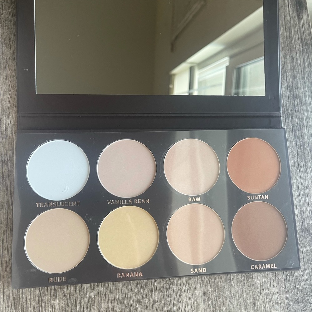 KAB Cosmetics contour pallete